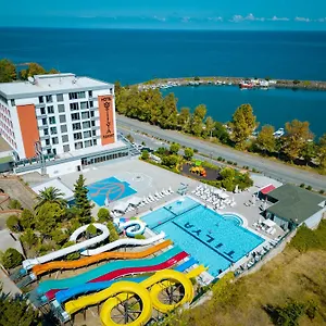 Hotel Tilya